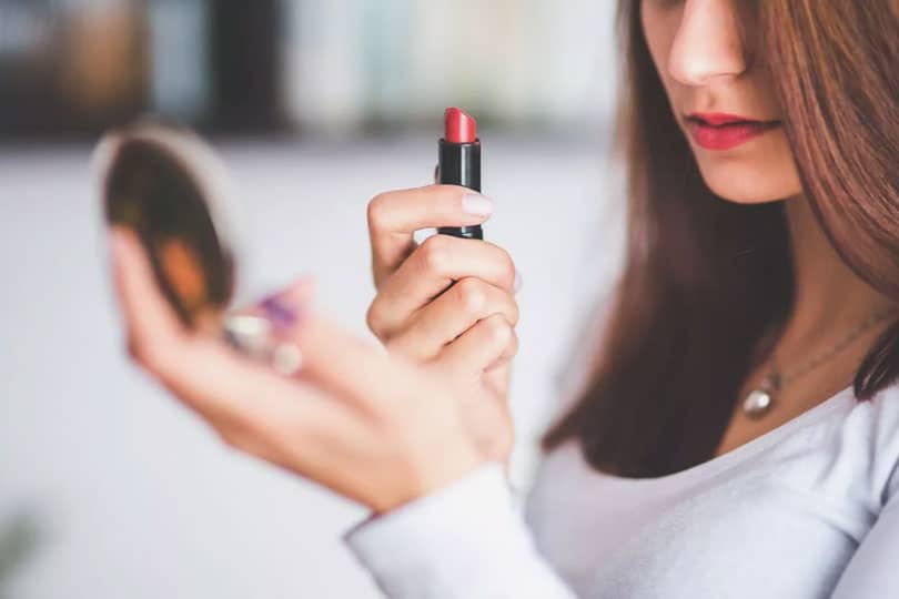 makyaj insan psikolojisini nasil etkiliyor
